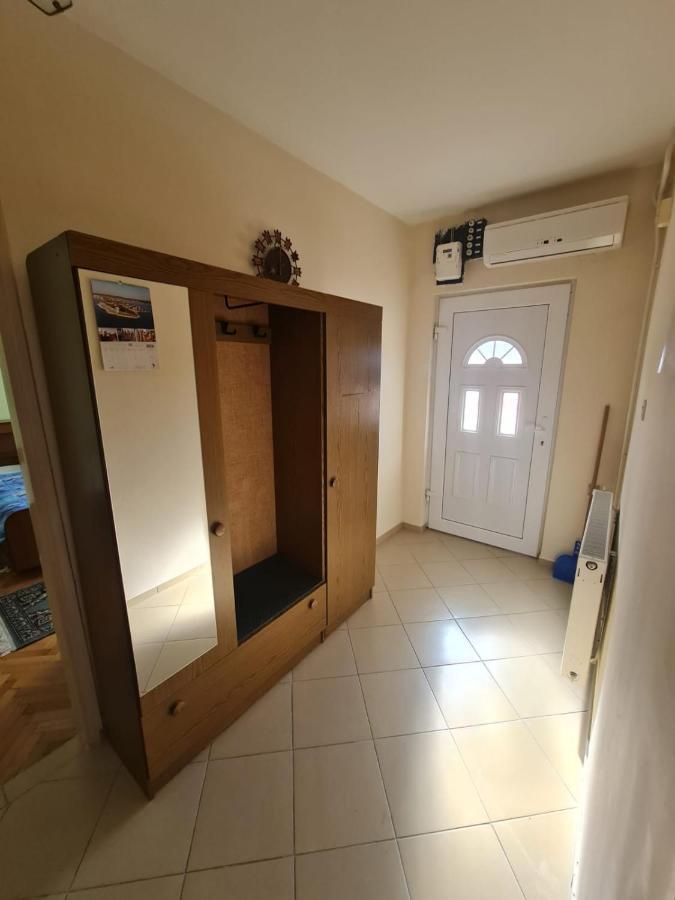 Apartment Sukošan Eksteriør billede