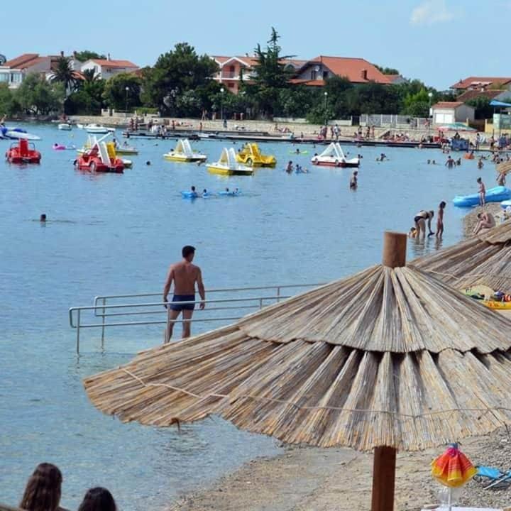 Apartment Sukošan Eksteriør billede